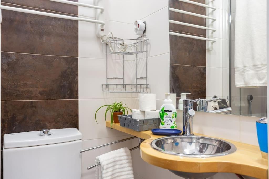 Apartment Graca Means Grace Lisbon